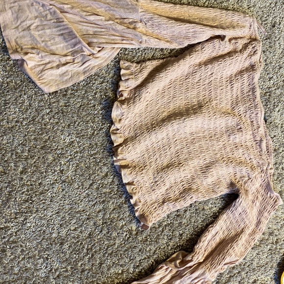 multiple tops - Picture 3 of 7